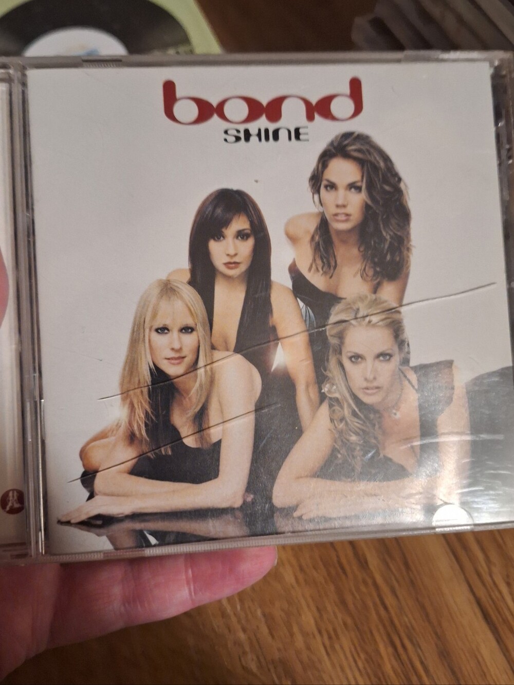 Bond CD